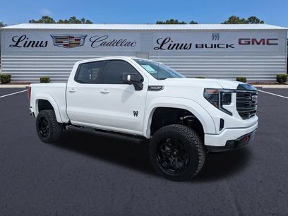 New 2026 GMC Sierra 1500 AT4 w/ AT4 Premium Package