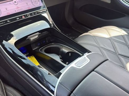 Certified 2023 Mercedes-Benz Maybach S 580 4MATIC image 41