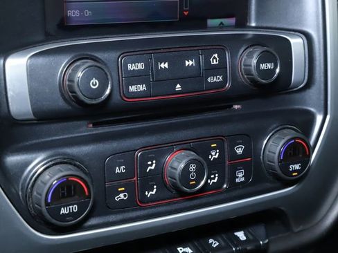 Used 2015 GMC Sierra 2500 SLE w/ SLE Preferred Package image 39