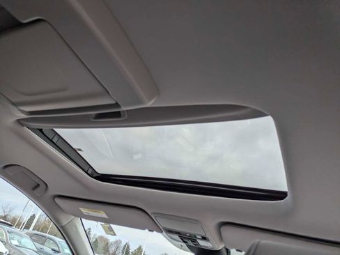 Certified 2023 Honda Odyssey Touring image 21