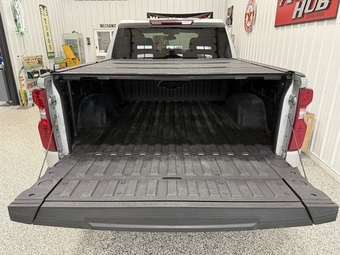 Used 2021 Chevrolet Silverado 1500 LT w/ Max Trailering Package AWD/4WD image 15