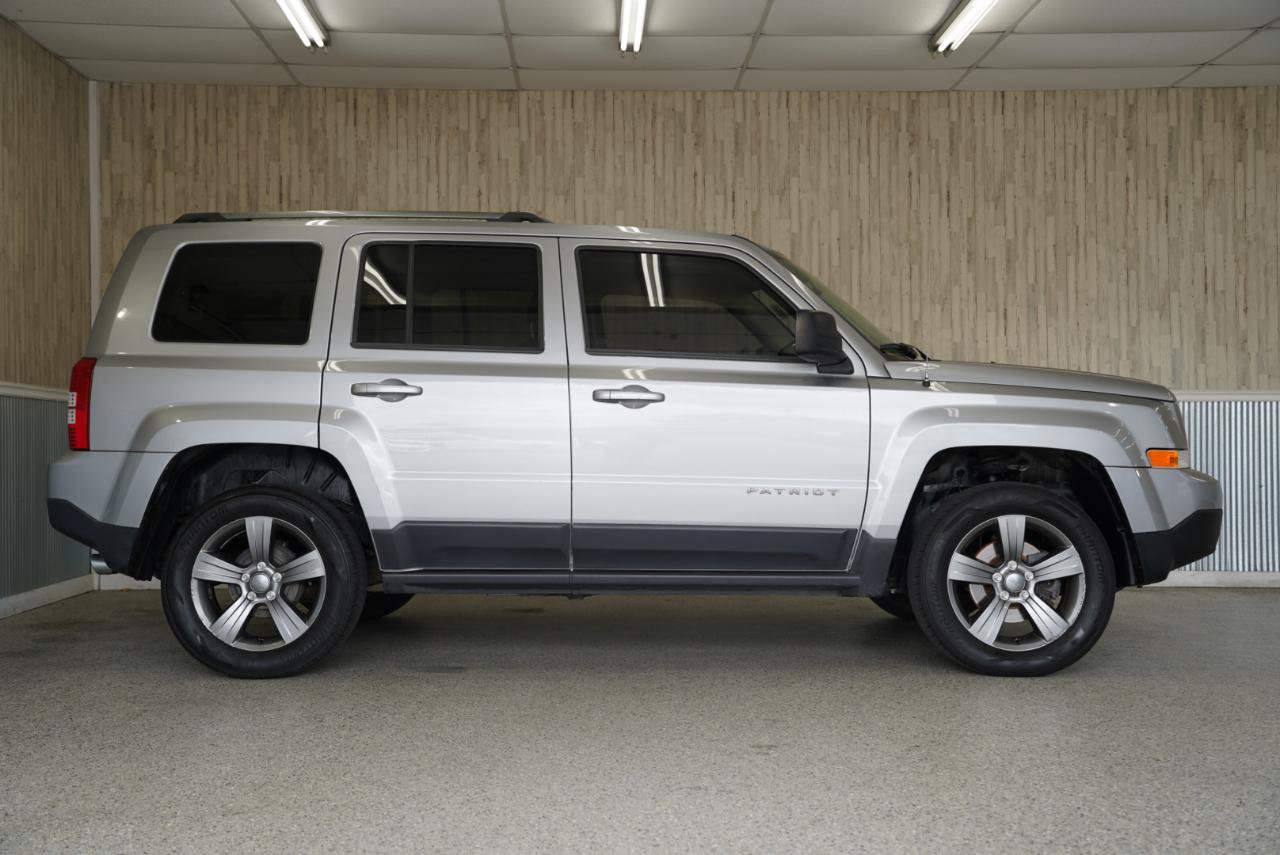 Used 2016 Jeep Patriot Sport w/ Power Value Group FWD image 6