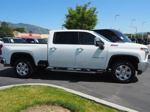 Used 2021 Chevrolet Silverado 2500 LTZ image 6
