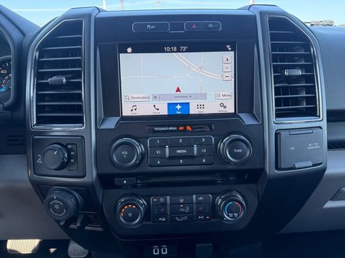 Used 2017 Ford F150 XLT w/ Equipment Group 302A Luxury AWD/4WD image 26