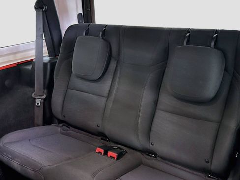 Used 2020 Jeep Wrangler Sport AWD/4WD image 5