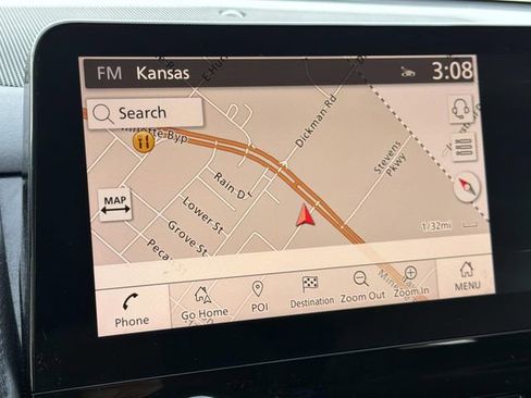 Used 2022 Nissan Armada SV image 30