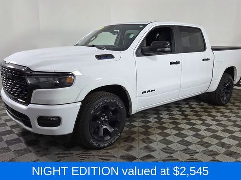 Used 2025 RAM 1500 Big Horn AWD/4WD image 3