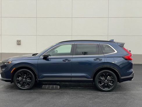 Used 2025 Honda CR-V Sport Touring image 2