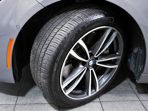 Used 2022 BMW 750i xDrive w/ Executive Package image 7