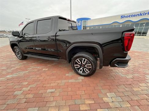 Used 2025 GMC Sierra 1500 AT4 w/ AT4 Premium Package image 30