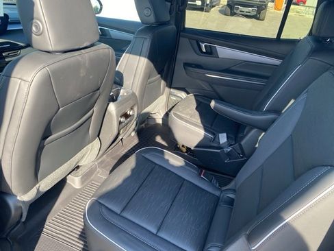 New 2026 Buick Enclave Sport Touring w/ Power Package image 11