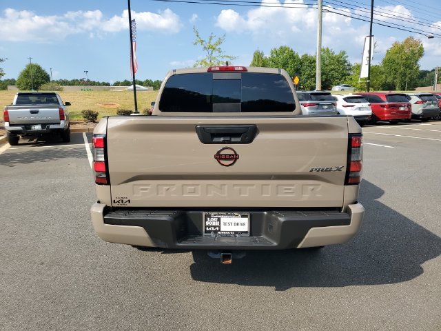 Used 2023 Nissan Frontier Pro-X RWD image 5