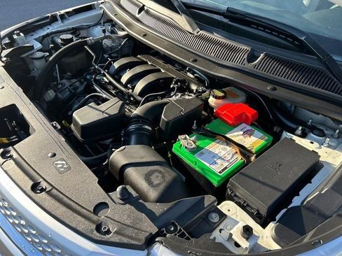 Used 2013 Ford Explorer XLT image 35