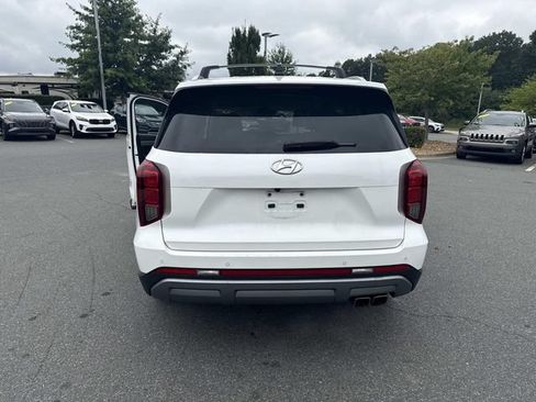 Used 2023 Hyundai Palisade SEL AWD/4WD image 6