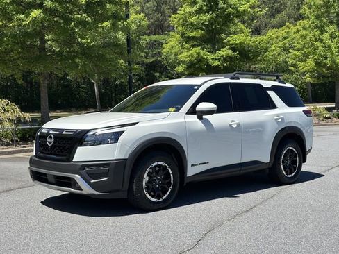 Certified 2025 Nissan Pathfinder Rock Creek AWD/4WD image 3