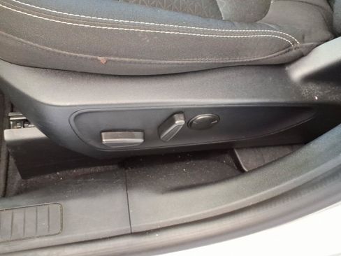 Used 2024 Ford Escape Active AWD/4WD image 5