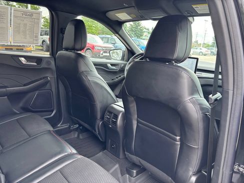 Used 2023 Ford Escape ST-Line Select w/ Tech Pack #2 AWD/4WD image 18