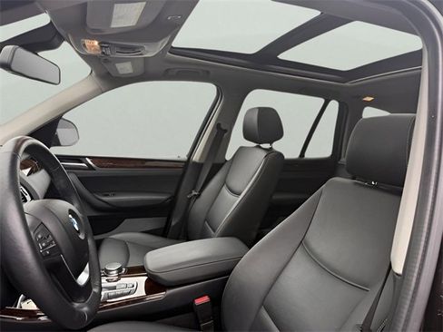 Used 2016 BMW X3 xDrive28i image 11