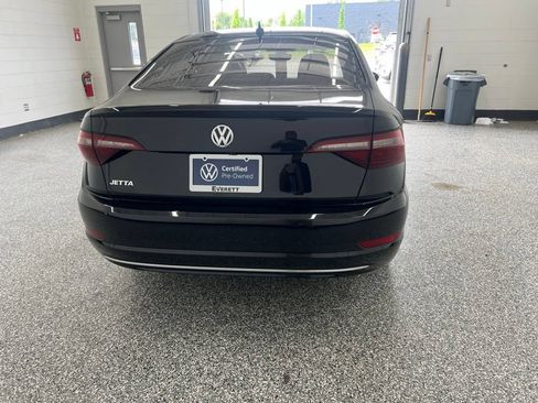 Certified 2020 Volkswagen Jetta SEL FWD image 4