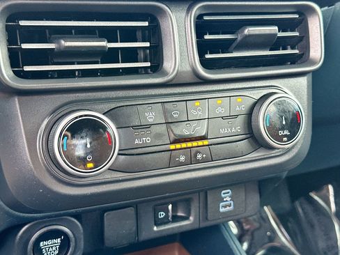 Used 2023 Ford Maverick Lariat w/ Equipment Group 500A Standard image 16