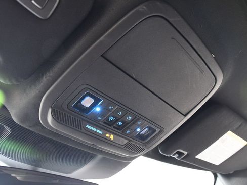 Used 2021 Ford Explorer Platinum w/ Equipment Group 601A AWD/4WD image 34
