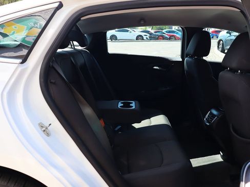 Used 2023 Chevrolet Malibu LT FWD image 27