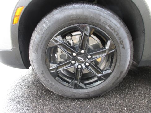 Used 2023 Chevrolet Blazer LT w/ Convenience Package image 9