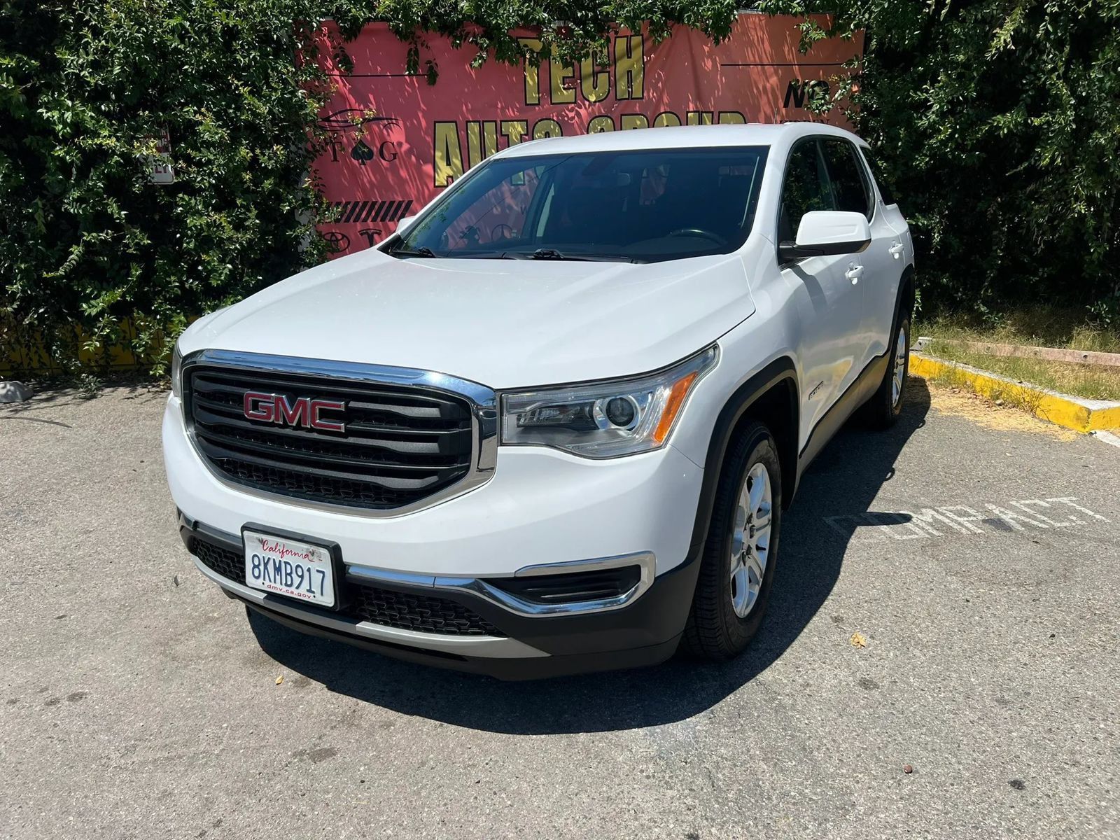 Used 2019 GMC Acadia SLE FWD image 29