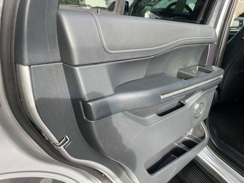 Certified 2024 Ford Expedition XLT image 32