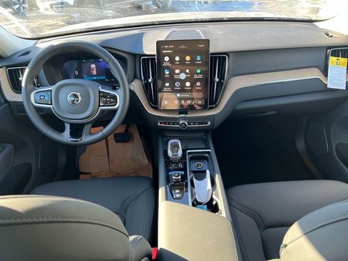 New 2026 Volvo XC60 B5 Plus w/ Protection Package Premier AWD/4WD image 24