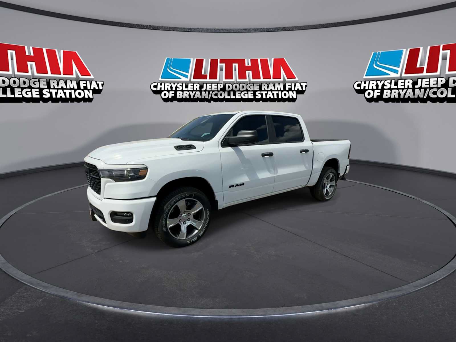 New 2026 RAM 1500 Express RWD image 4