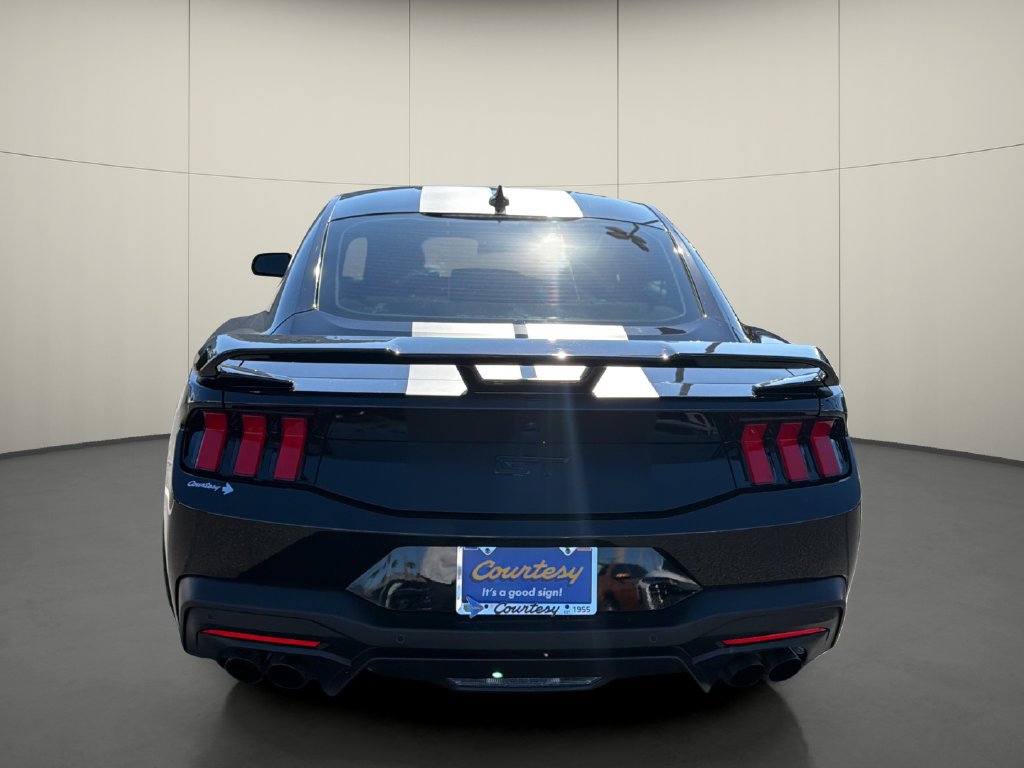 Used 2024 Ford Mustang GT RWD image 6