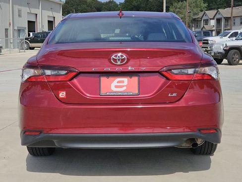 Used 2021 Toyota Camry LE FWD image 7