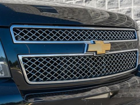 Used 2013 Chevrolet Suburban LTZ AWD/4WD image 14