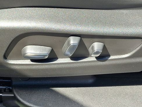 Certified 2024 Cadillac XT6 Sport w/ Technology Package image 17