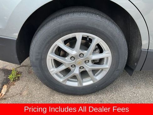 Used 2024 Chevrolet Equinox LT FWD image 12