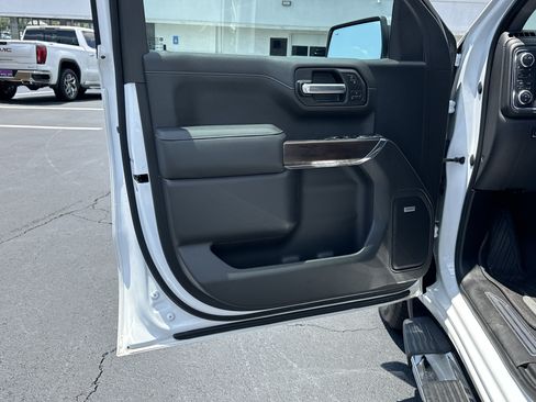 Certified 2021 GMC Sierra 1500 SLT w/ SLT Premium Plus Package AWD/4WD image 10