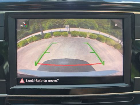Used 2022 Volkswagen Taos S FWD image 29