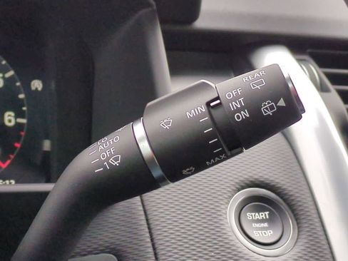 New 2026 Land Rover Discovery Limited Edition image 27