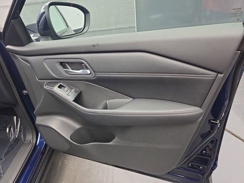 Used 2026 Nissan Rogue SV w/ SV Premium Package image 48