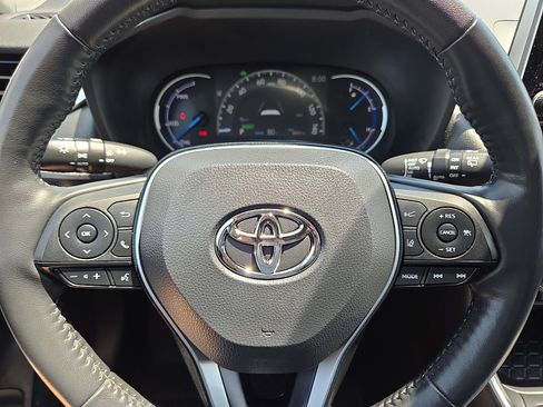 Used 2024 Toyota RAV4 XLE Premium w/ Weather Package AWD/4WD image 24