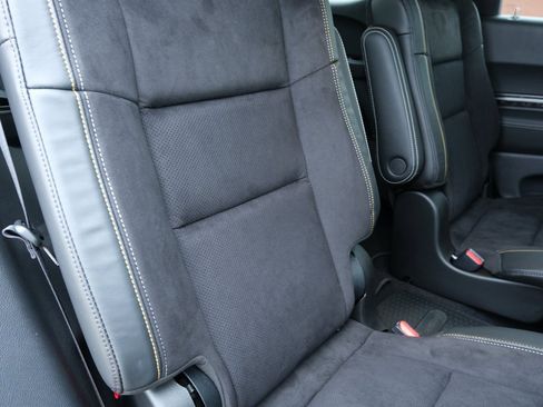 Used 2024 Dodge Durango SRT image 35