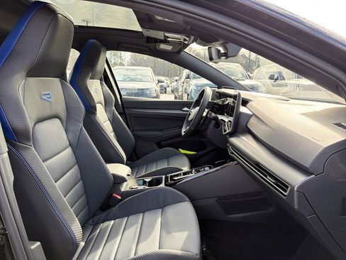 New 2026 Volkswagen Golf image 19