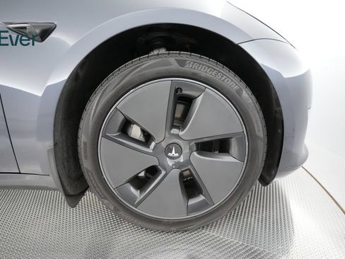 Used 2023 Tesla Model 3 Standard Range RWD image 17