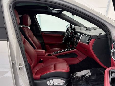 Used 2023 Porsche Macan GTS AWD/4WD image 25