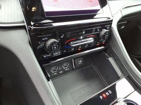 New 2025 Jeep Grand Cherokee L Altitude image 24