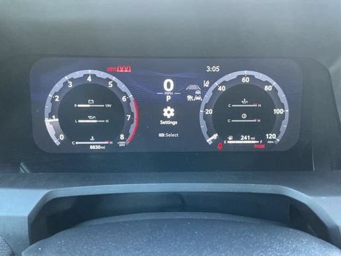Certified 2024 Toyota Tacoma TRD Off-Road w/ TRD Off Road Premium Package AWD/4WD image 18