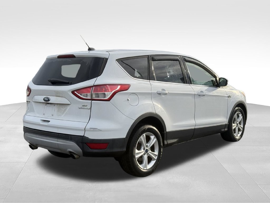 Used 2015 Ford Escape SE FWD image 3