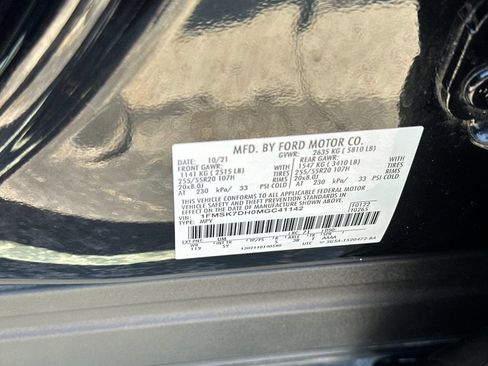 Certified 2021 Ford Explorer XLT w/ Equipment Group 202A RWD image 29