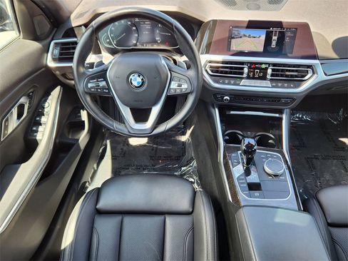 Used 2022 BMW 330i xDrive Sedan w/ Convenience Package image 24